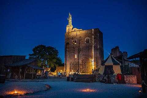 Au secours de la forteresse de Montbazon